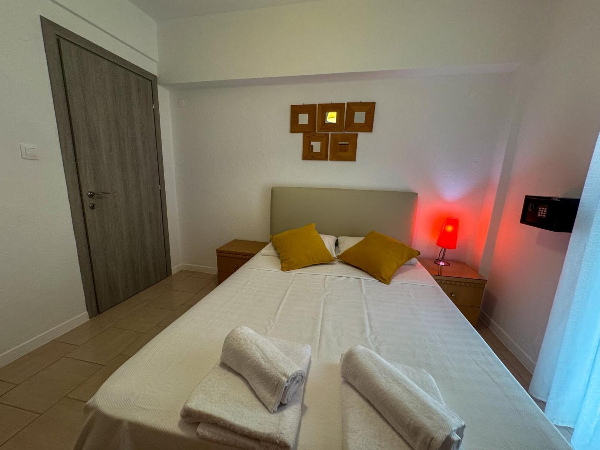 Makis House Hotel Nikiti  Eksteriør billede